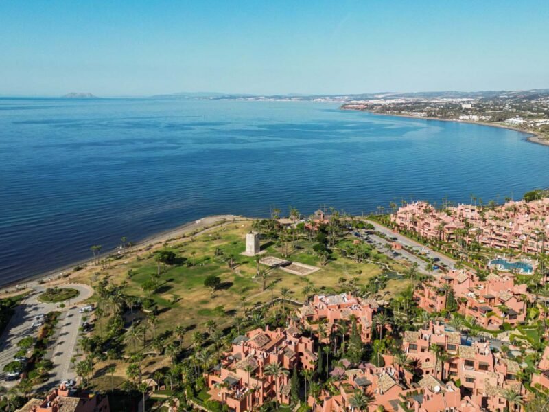 La Nueva Milla de Oro, Estepona